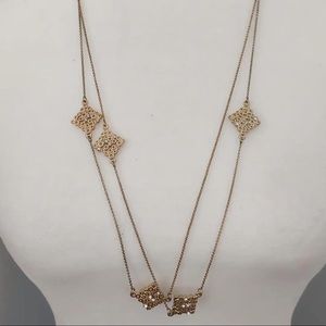 Accessories: Necklace & Earrings Set